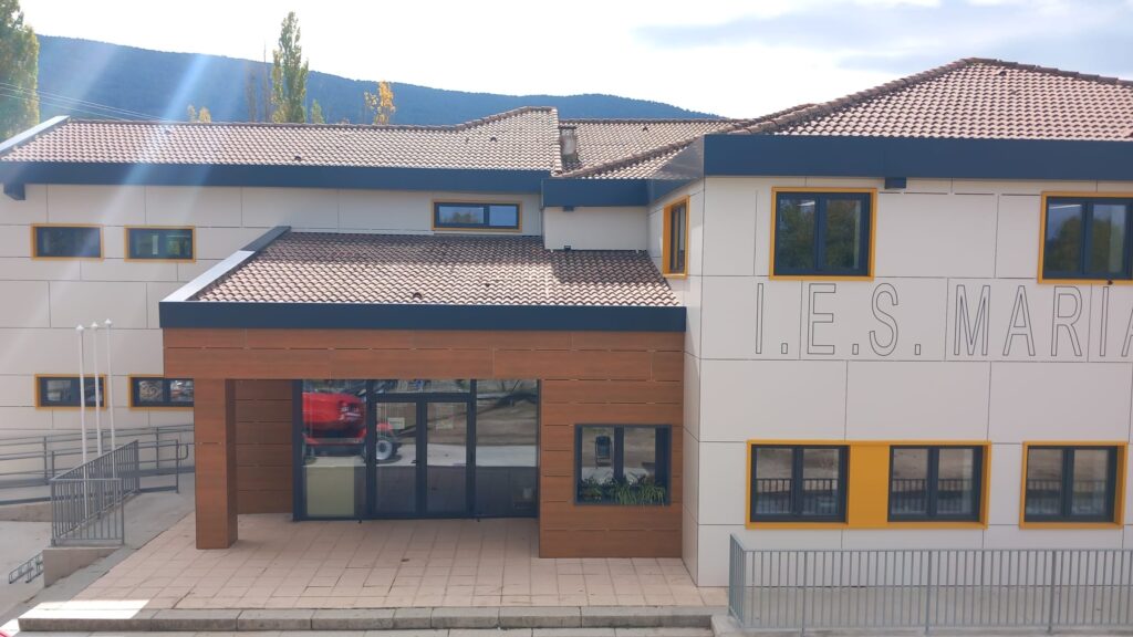 IES María Zambrano - envolvente energética - fachada ventilada